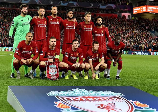 曼联客战维拉首发：谢什科首发，库尼亚、B费、乌加特出战（曼联客场对阵维拉首发出炉：谢什科先发，库尼亚、B费、乌加特登场）