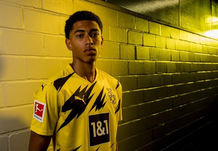 姆巴佩欧冠生涯已5次戴帽，仅次于梅西、C罗和莱万（姆巴佩欧冠5度戴帽，历史仅逊梅西、C罗与莱万）