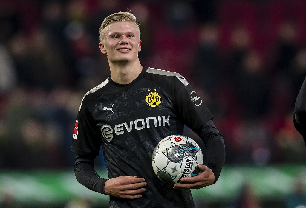 DO：拉松吸引了拜仁等俱乐部的关注，但冬窗不太可能离队（DO：拉松获拜仁等队青睐，但冬窗离队可能性不大）