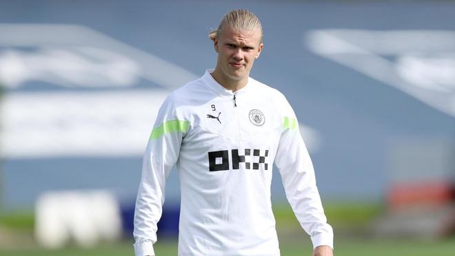 罗马诺：在内马尔遭遇重伤前，有多家俱乐部密切关注他的动态（罗马诺：内马尔重伤前，众多俱乐部高度关注他的动向）