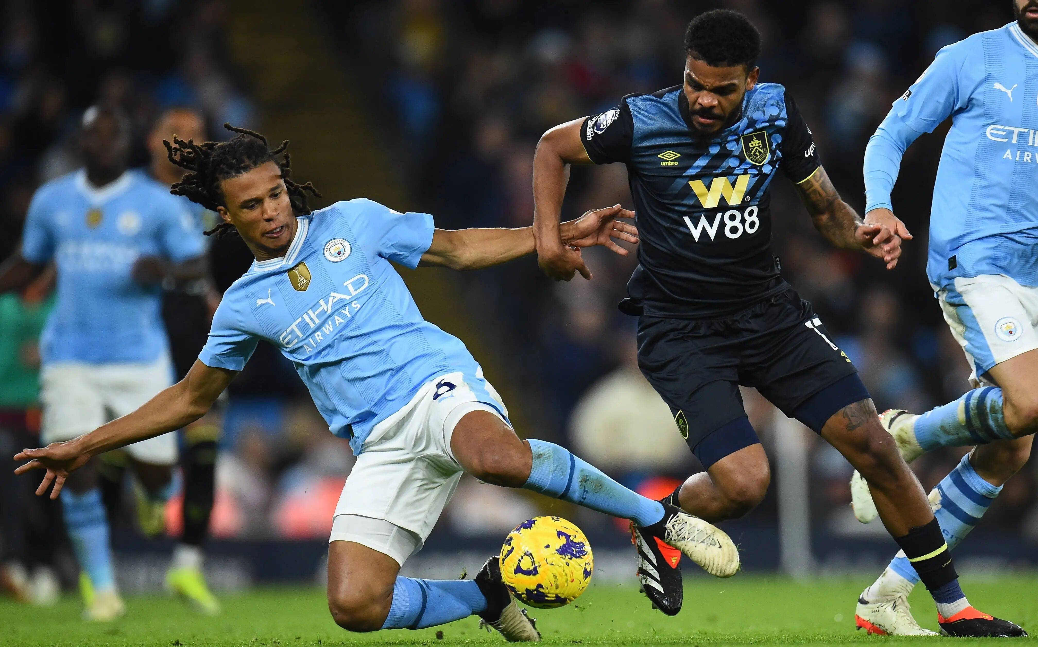 足球世界杯新增三座临时球场，应对球迷增长（为应对球迷增多，世界杯将增设三座临时球场）