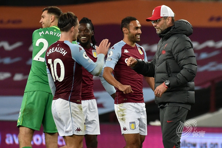 鲁比亚莱斯再谈亲吻门：我不需要向珍妮弗道歉，她当时同意了（鲁比亚莱斯再谈亲吻风波：称不必向珍妮弗道歉，当时已获其同意）